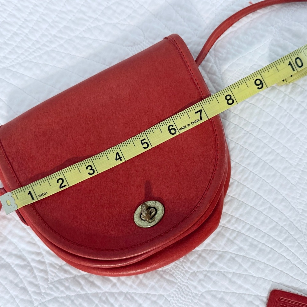 Coach Vintage Red Leather Crossbody Bag - Picture 12 of 16